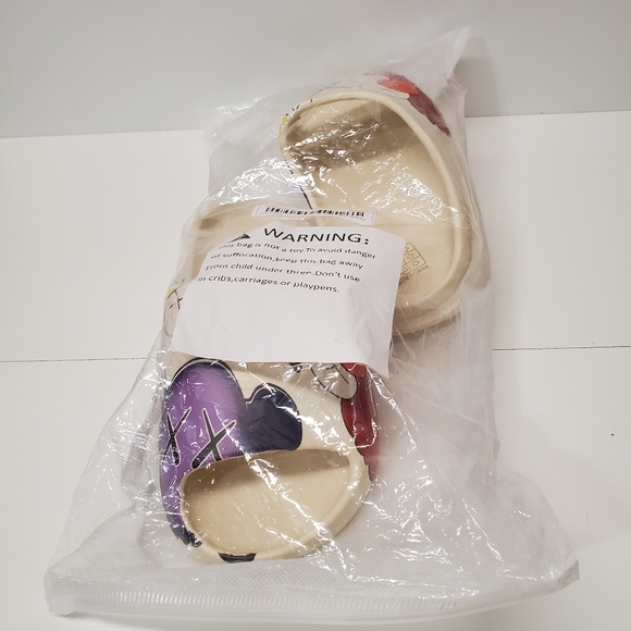 Sesame street slippers Size (38-39) wide - Picture 8 of 8